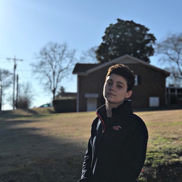Profile Picture of Ethan Reid (@_ethanreid_) on Poshmark
