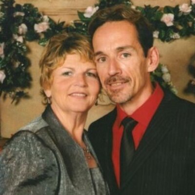Profile Picture of Lisa T Hebert (@lisahebert10) on Twitter