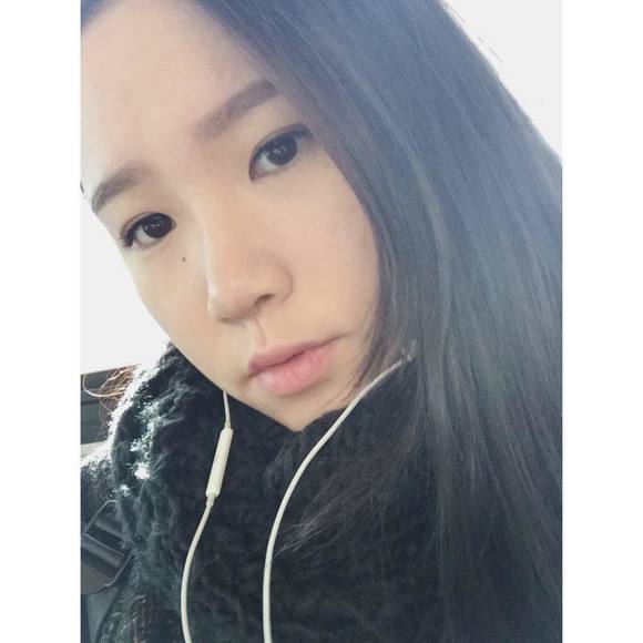 Profile Picture of Xin Lin (@lizzy3168) on Poshmark