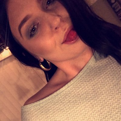 Profile Picture of Kalli Bell (@KalliJo16) on Twitter