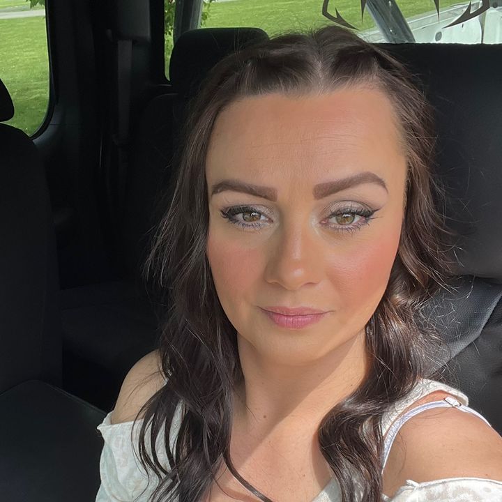 Profile Picture of Kelly Burchett (@kelly_1188) on Tiktok