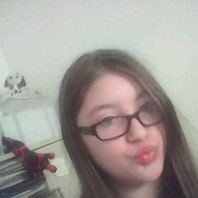 Profile Picture of Sally Bledsoe (@SallyBledsoe) on Twitter