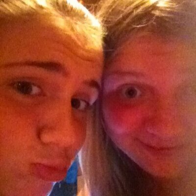 Profile Picture of Jaclyn (@Hanson12Jaclyn) on Twitter