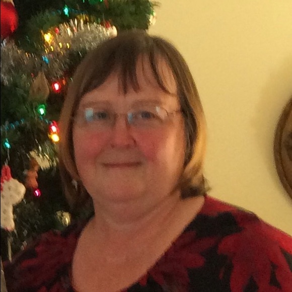 Profile Picture of Ann Fields (@ann44685) on Poshmark