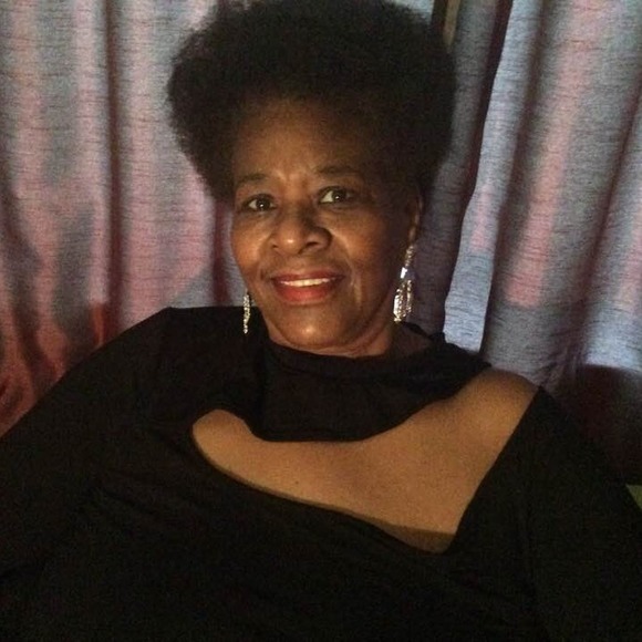 Profile Picture of Pat Grant (@plcg193) on Poshmark