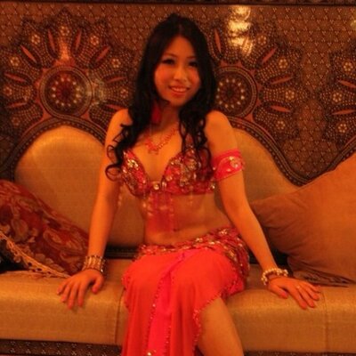 Profile Picture of Ling Bai (@bellalingbai) on Twitter