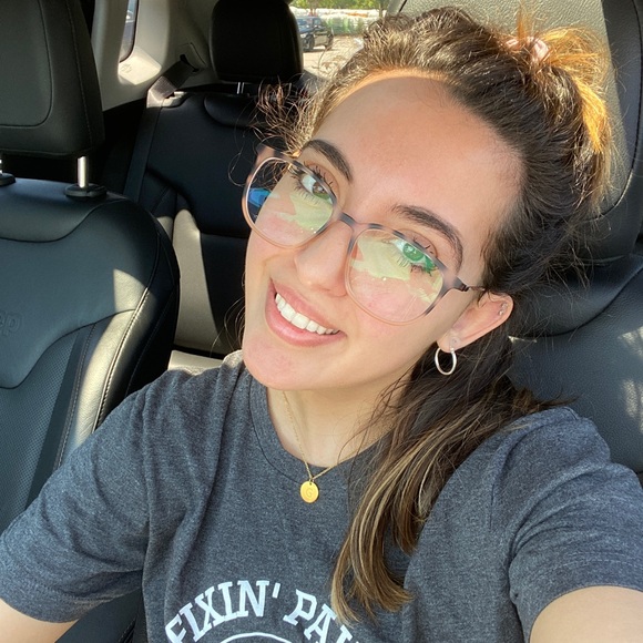 Profile Picture of Erika Porter (@erikap95) on Poshmark