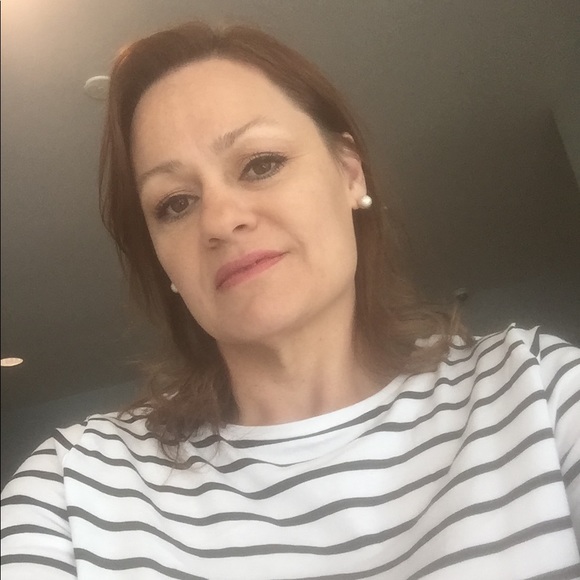 Profile Picture of Jennifer Barberis (@jennib75) on Poshmark