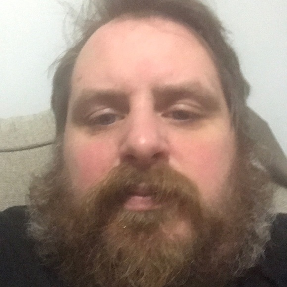 Profile Picture of Devin Pelrine (@devin_pelrine) on Poshmark