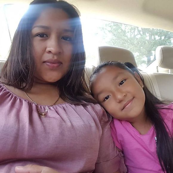 Profile Picture of Mari Jimenez (@maria389aguilar) on Poshmark