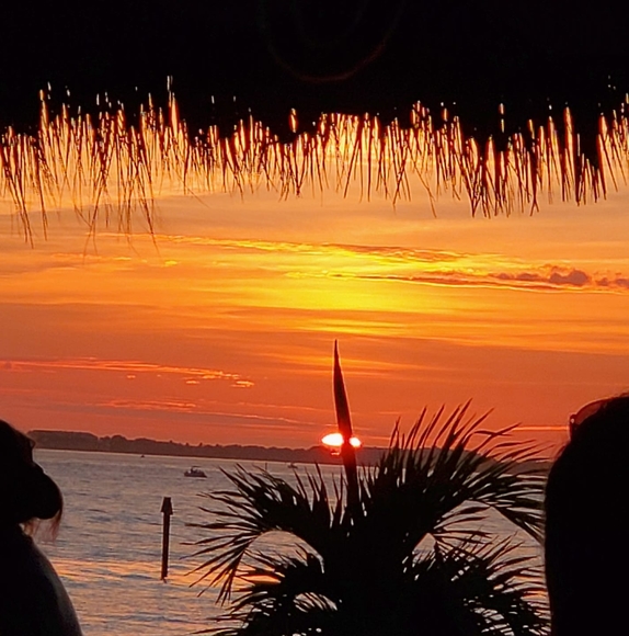 Profile Picture of Cathy Rassega (@clrassega) on Poshmark