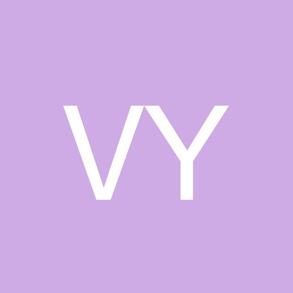 Profile Picture of Victor Yu (@vwhy724) on Poshmark