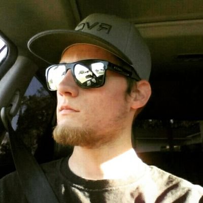 Profile Picture of RR Cool Ray (@RayParson) on Twitter