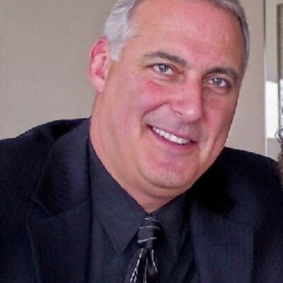 Profile Picture of Mike Quain (@MikeQuain) on Twitter