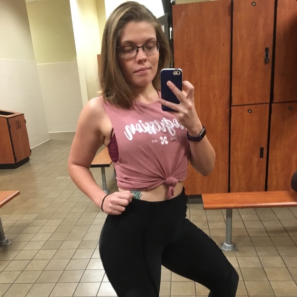 Profile Picture of Michaela Darrow (@mikilorr) on Poshmark