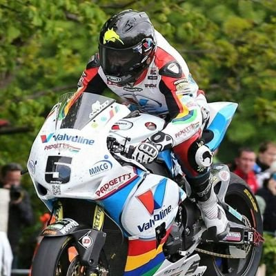 Profile Picture of Mark Corlett (@corlemar77) on Twitter