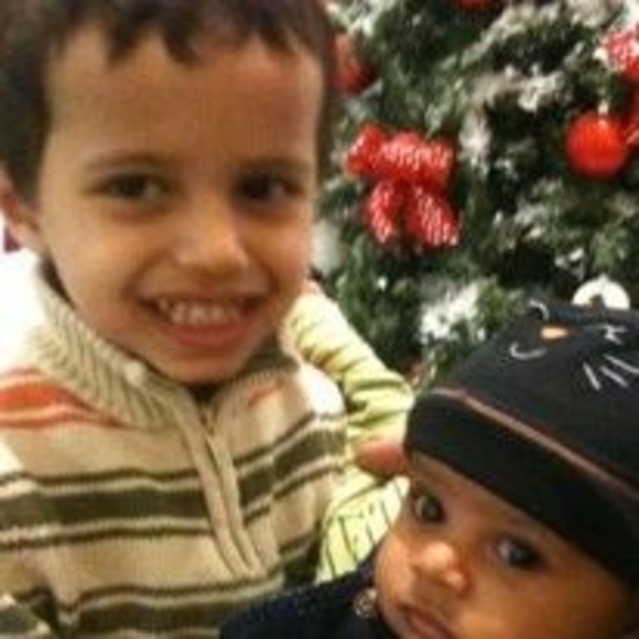 Profile Picture of Om marwan Marwan (@mazenmazen45) on Poshmark