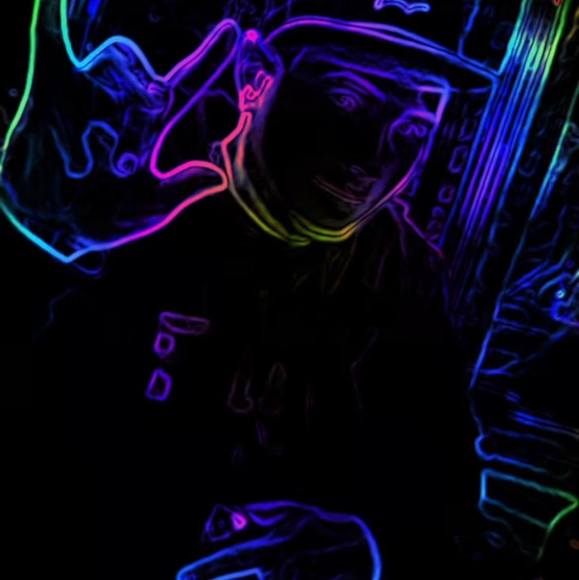 Profile Picture of Aaron Martus (@amartus42196) on Poshmark