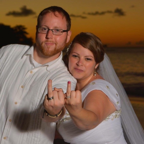 Profile Picture of Harra Conticelli (@harrac19) on Poshmark