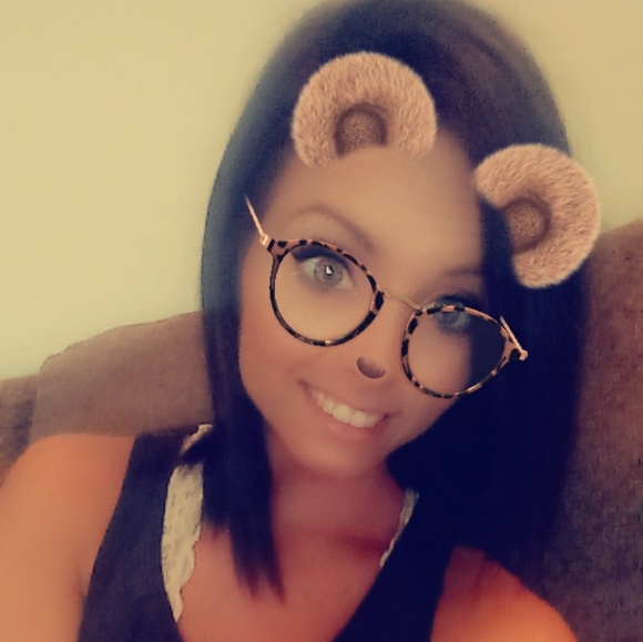 Kristina Walters - Poshmark Profile Picture of Kristina Walters (@waltersk2784) on Poshmark