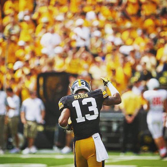 Profile Picture of Greg Mabin (@sportsgm94) on Poshmark