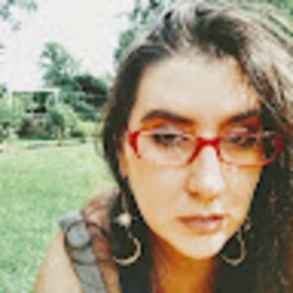 Tamara Dutremble - Poshmark Profile Picture of Tamara Dutremble (@tamaradutremble) on Poshmark