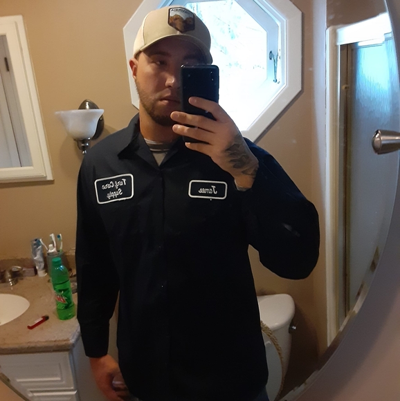 Profile Picture of James Machine (@jmachine613) on Poshmark
