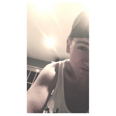 Profile Picture of Joseph Holdsworth (@_joseph_x) on Twitter