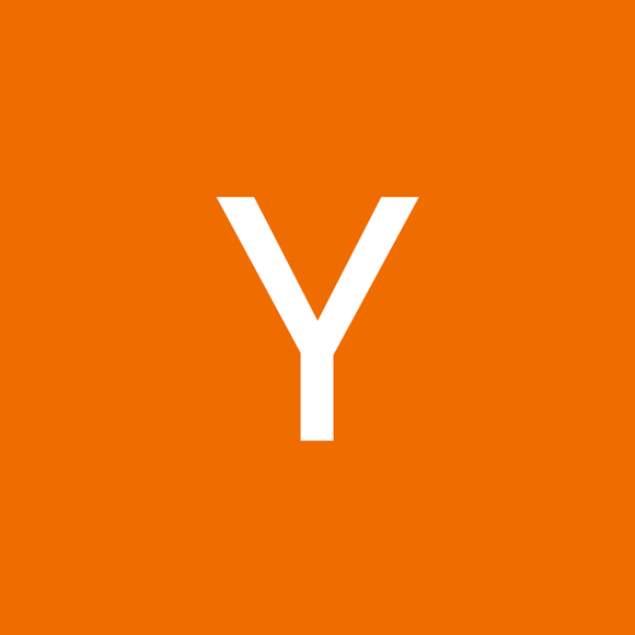 Profile Picture of Yomna Amer (@ymam222) on Poshmark