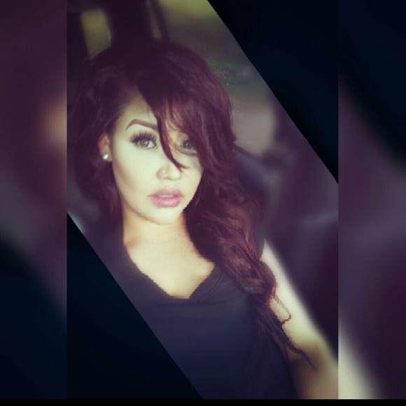 Jesse Martell - Poshmark Profile Picture of Jesse Martell (@jessemartell) on Poshmark