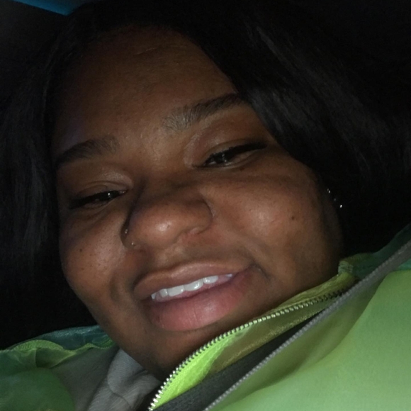 Profile Picture of Darnetta Brown (@darnetta) on Poshmark