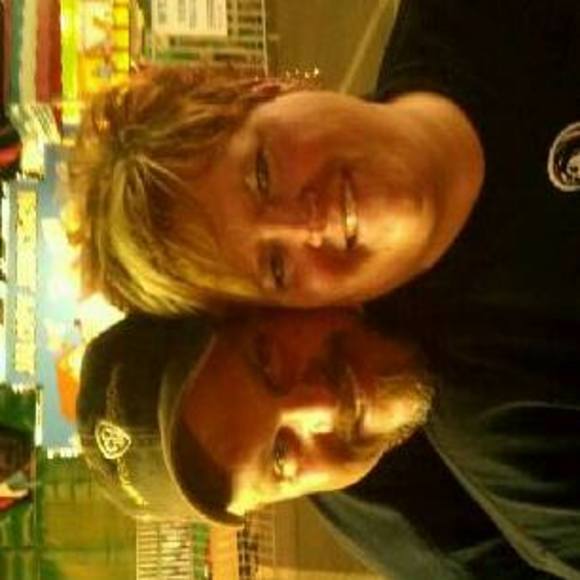 Profile Picture of James Tucker (@jhtucker1972) on Poshmark