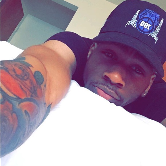 Profile Picture of Alex Milton (@alexmilton22) on Poshmark