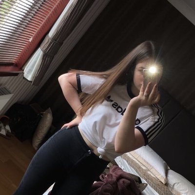 Profile Picture of Paige Wright (@paigewright2004) on Twitter