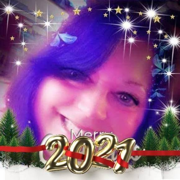 Profile Picture of Sally Gionta (@sallygionta) on Poshmark