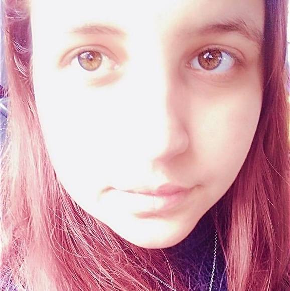 Profile Picture of Alicia Titonelli (@aliciatitonelli) on Poshmark