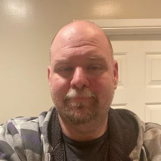 Profile Picture of Chris Milhoan (@chrisfuzzylogic) on Instagram