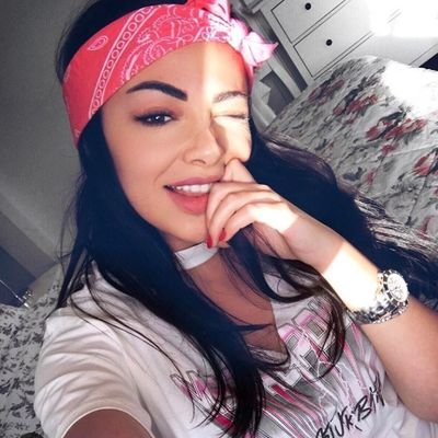 Profile Picture of Laura 🇱🇷 🇱🇷 Daniels 🇱🇷 🇱🇷 (@LauraDa04322279) on Twitter