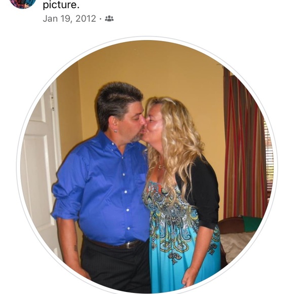 Profile Picture of Candy Manning (@wnt2gbcksth) on Poshmark