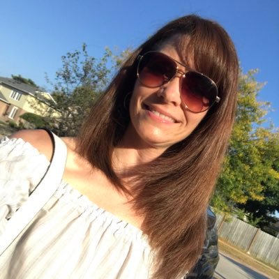 Profile Picture of Janet Hebert (@janethebert37) on Twitter