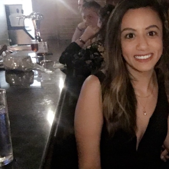 Profile Picture of Doris Basali (@dbasali) on Poshmark