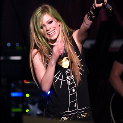 Profile Picture of Holly Bender (@sunshine_holly) on Twitter