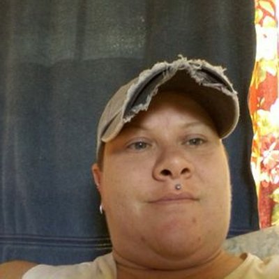 Profile Picture of Amanda Shank (@amandashank1971) on Twitter