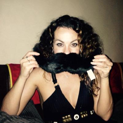 Profile Picture of Dee Walsh (@dee_walsh) on Twitter