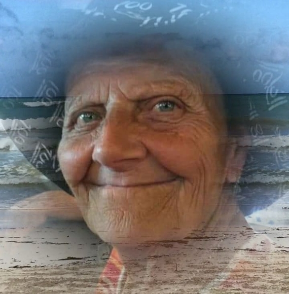 Profile Picture of Heidi Saviski (@hsaviski) on Poshmark