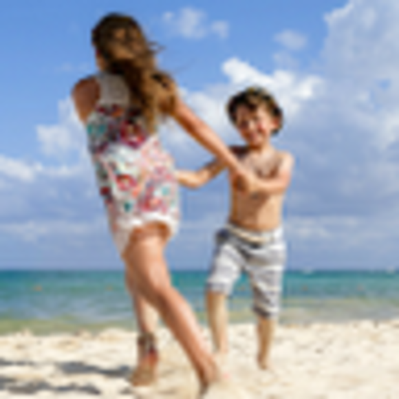 Profile Picture of Stella Naifeh (@stellanaifeh) on Poshmark