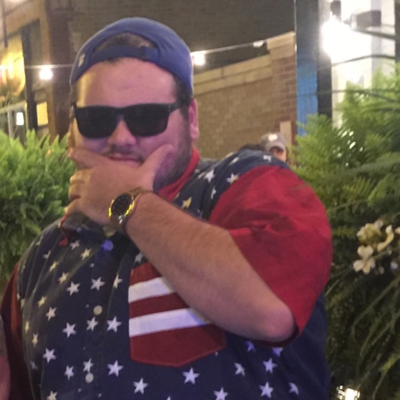 Profile Picture of Jake Abrams (@jake62) on Poshmark