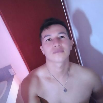 Profile Picture of Alexander Madrigal Rivsscacho (@rivsscacho) on Twitter