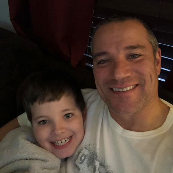 Profile Picture of Shawn Moniz (@surfrider367) on Poshmark