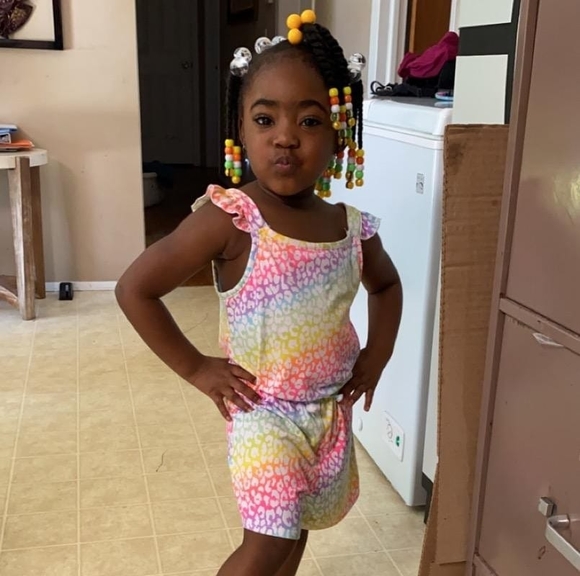 Profile Picture of Melissa Carson (@mammissy) on Poshmark